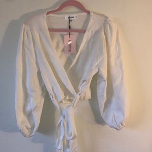 Cute long sleeve tie crop